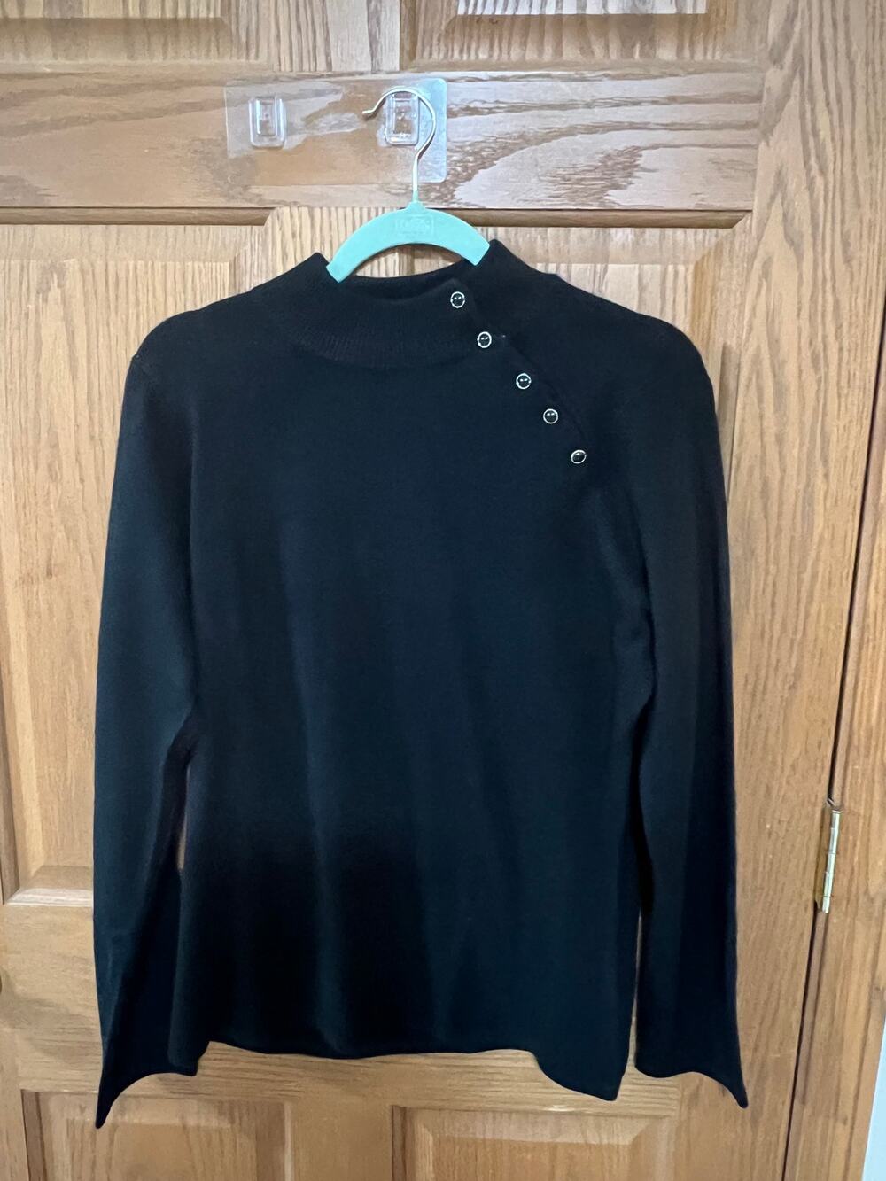 Hampshire Studio Women’s Large Black Mock Neck Sweater Button Detail